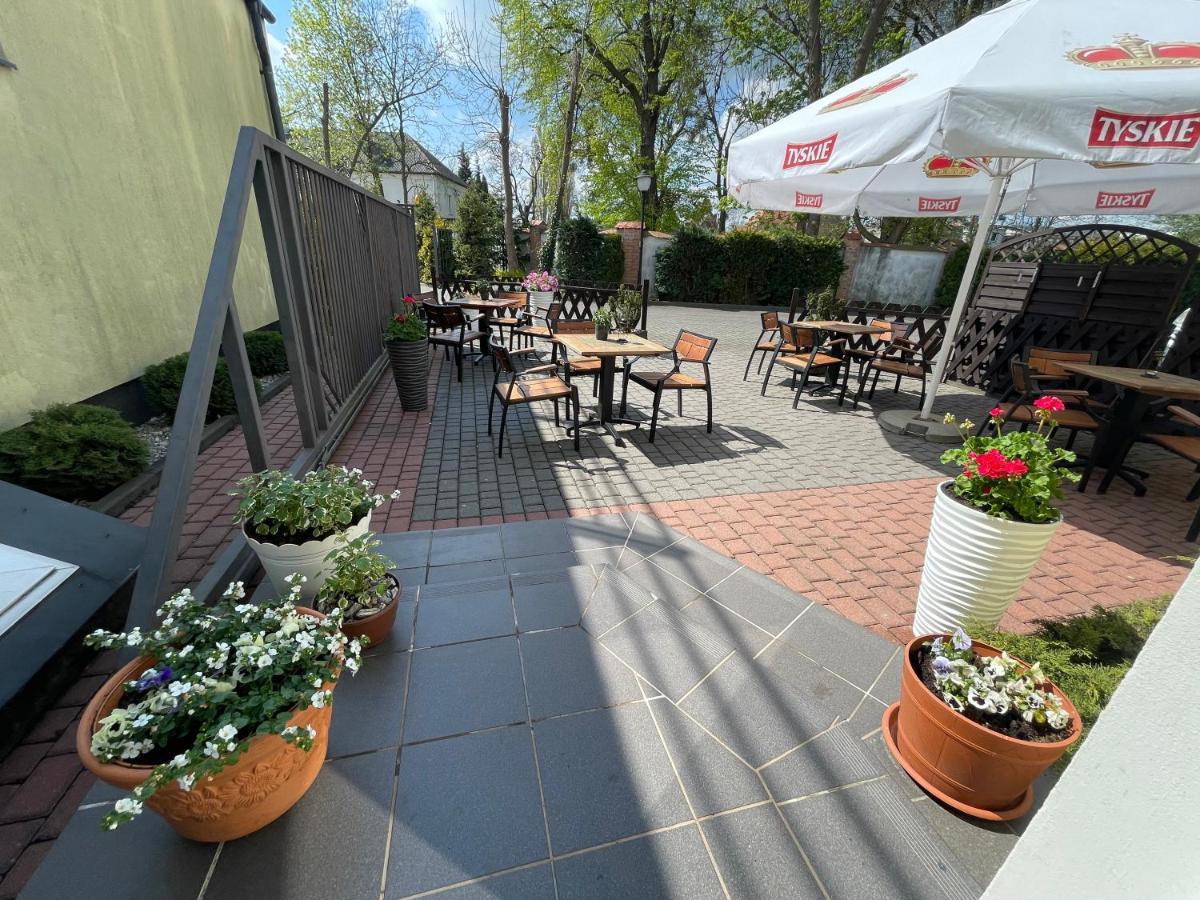 Hotel Dowhan Nowe Exterior photo