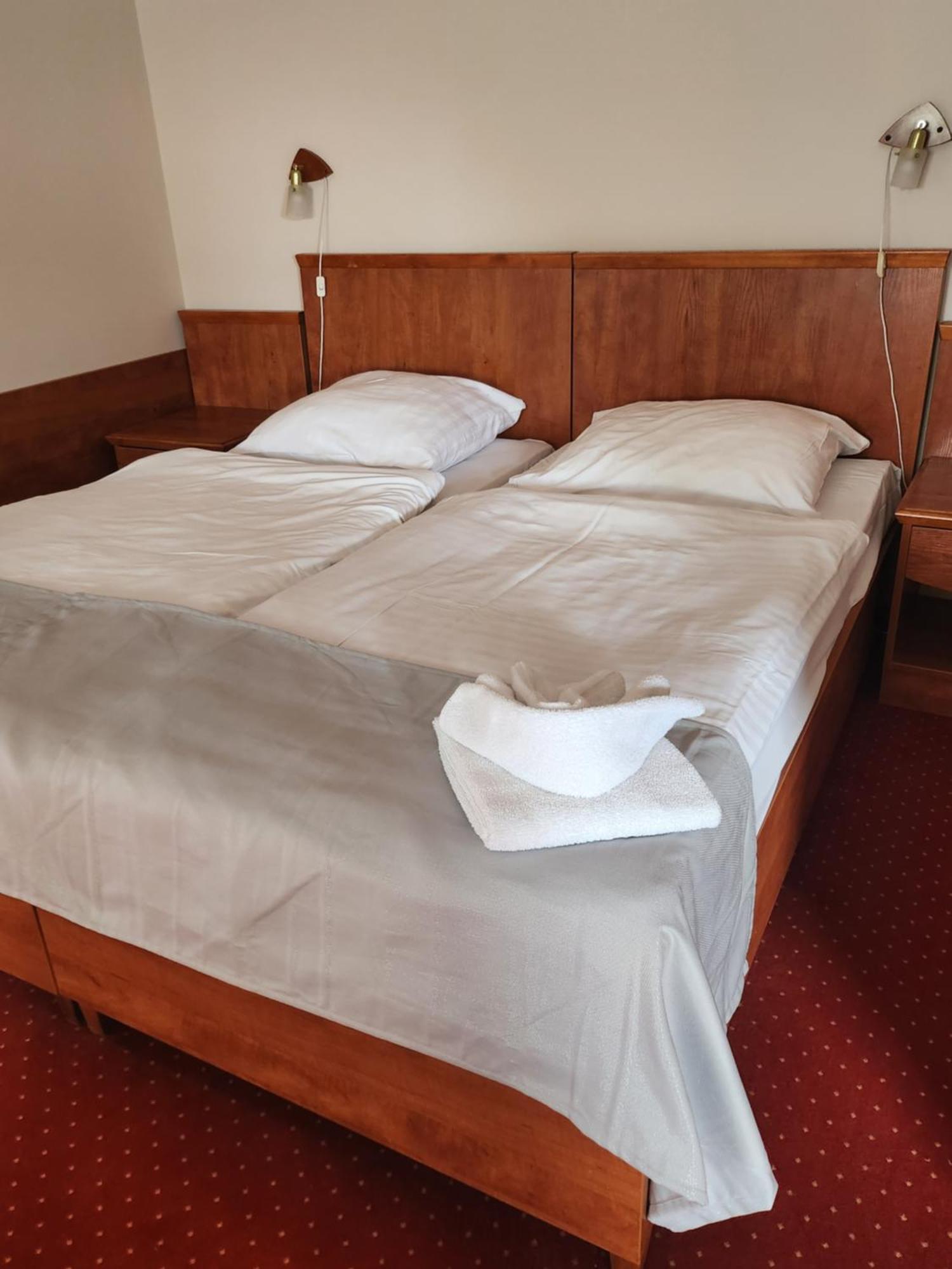 Hotel Dowhan Nowe Exterior photo